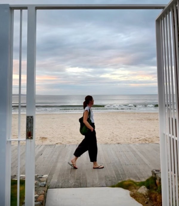 lindy walking